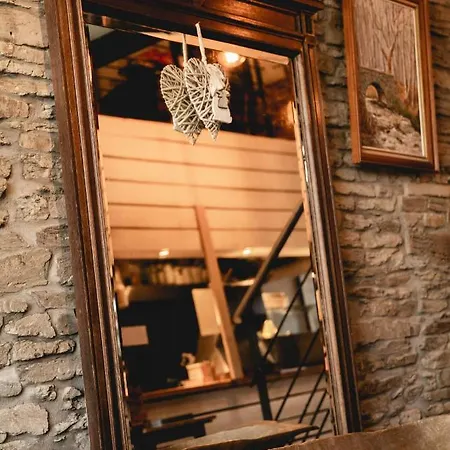 Casa de hóspedes Il Etait Fois 4*